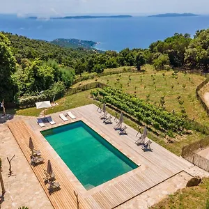 Holiday home Relais Du Vieux Sauvaire, Le Lavandou